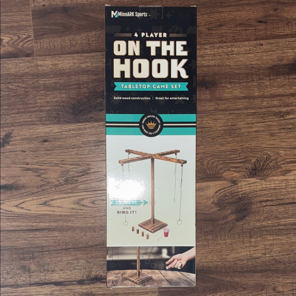 On The Hook Tabletop Game Set - Brown wood 4 Player BRAND NEW IN BOX UNOPENED - Picture 3 of 10